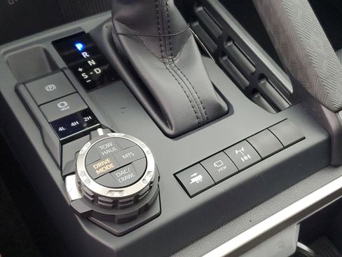 New 2026 Toyota Tacoma TRD Off-Road AWD/4WD image 32