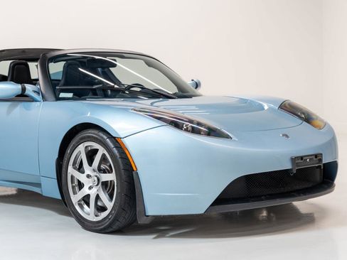 Used 2008 Tesla Roadster RWD image 10