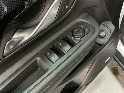 Certified 2024 GMC Terrain AT4 w/ Infotainment Package II image 18