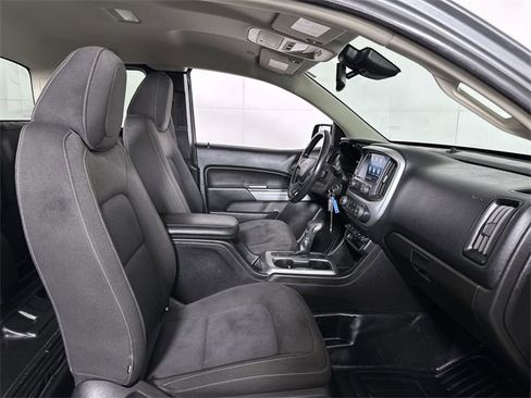 Used 2022 Chevrolet Colorado LT w/ Fleet Safety Package image 29