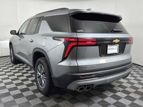 Certified 2024 Chevrolet Traverse LT image 8