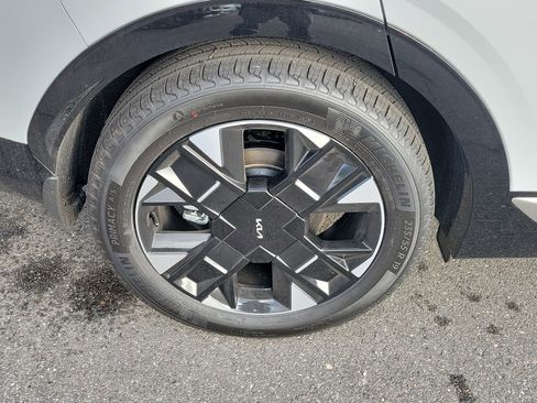 Certified 2026 Kia Sportage SX image 43