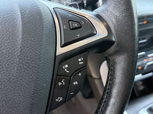 Used 2016 Ford Edge SEL w/ Equipment Group 201A FWD image 19