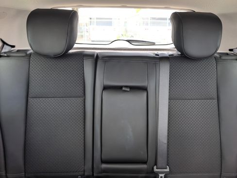 Used 2022 Buick Encore Preferred w/ Safety Package FWD image 27