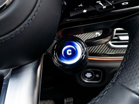 Used 2024 Mercedes-Benz GLS 63 AMG 4MATIC image 66