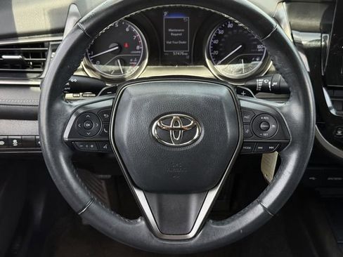 Used 2022 Toyota Camry SE FWD image 13