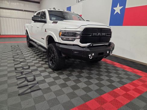 Used 2021 RAM 2500 Laramie w/ Night Edition AWD/4WD image 15