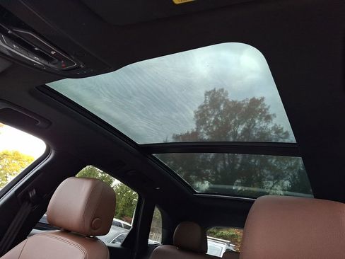 Used 2018 Audi Q5 2.0T Premium Plus w/ Premium Plus Package image 11