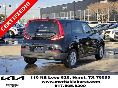 Certified 2022 Kia Soul S image 4