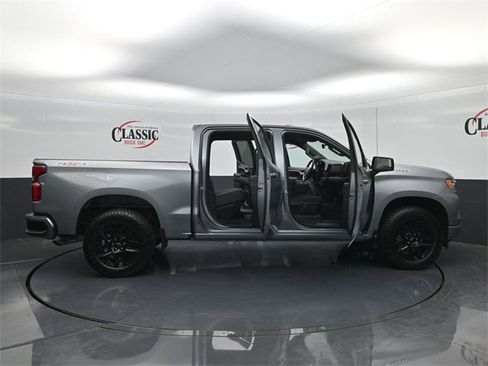 Used 2024 Chevrolet Silverado 1500 RST image 31