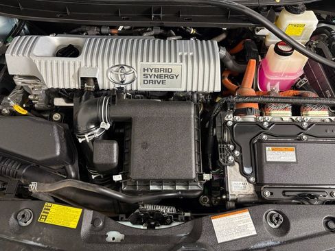 Used 2015 Toyota Prius Two image 35