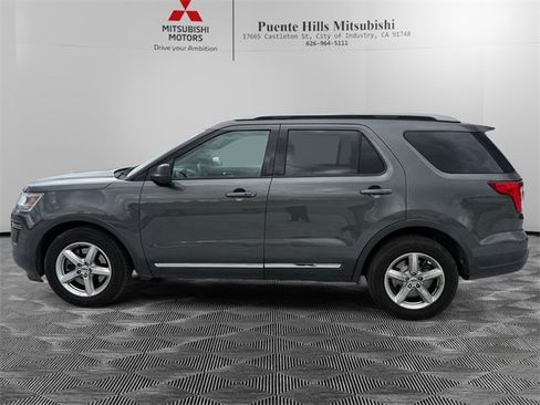 Used 2019 Ford Explorer XLT image 8