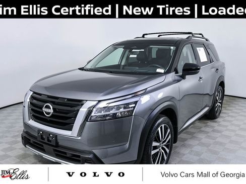 Used 2024 Nissan Pathfinder Platinum w/ Cargo Package FWD image 1