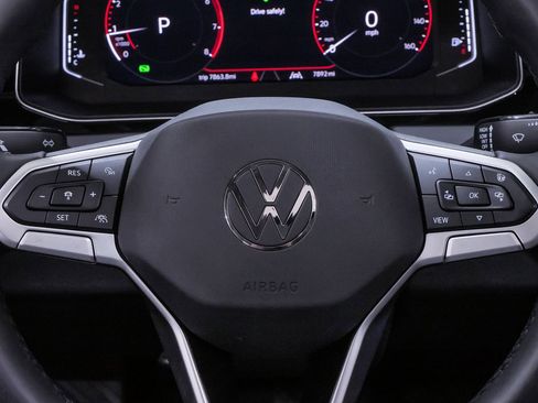 Used 2025 Volkswagen Jetta SEL image 21