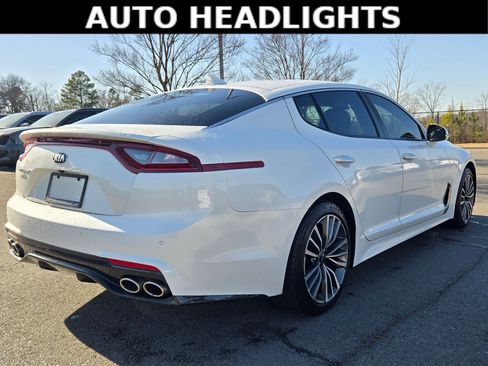 Certified 2019 Kia Stinger Base image 7