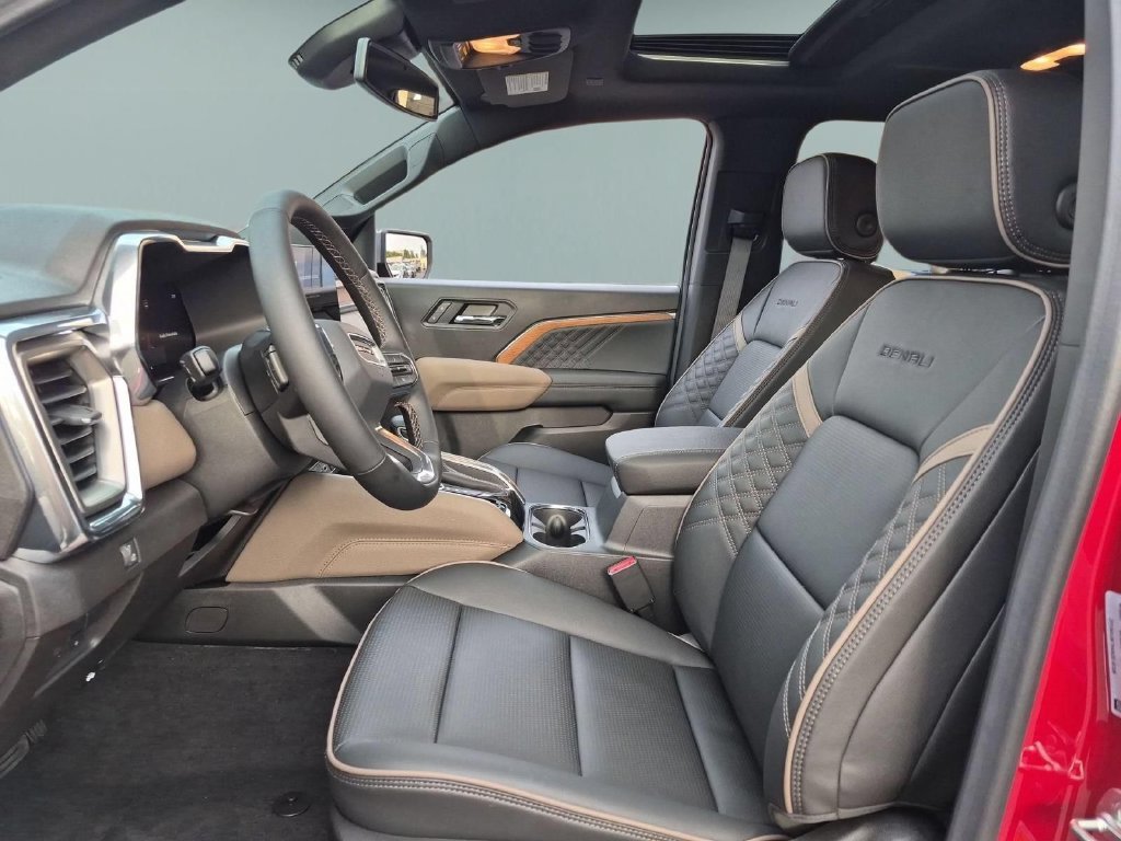 New 2026 GMC Canyon Denali AWD/4WD image 19
