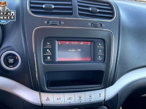 Used 2020 Dodge Journey SE w/ SE Popular Equipment Group FWD image 32