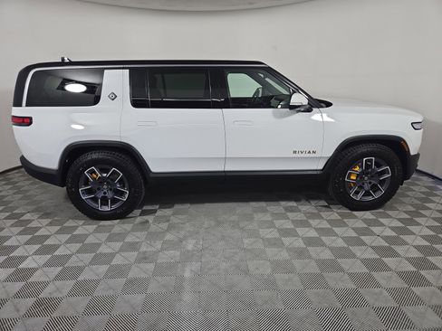 Used 2023 Rivian R1S Adventure AWD/4WD image 6