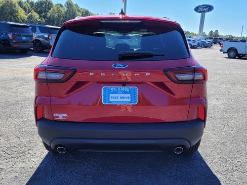 New 2026 Ford Escape ST-Line w/ Cold Weather Package image 10