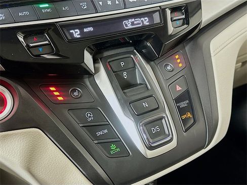 Certified 2025 Honda Odyssey EX-L image 29