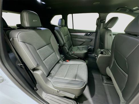 New 2026 Buick Enclave Sport Touring w/ Power Package image 29