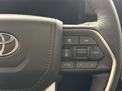 Certified 2025 Toyota Tacoma TRD Sport image 20