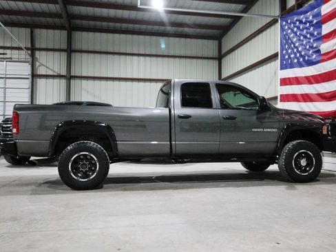 Used 2003 Dodge Ram 2500 Truck SLT image 13