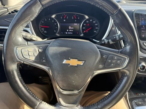 Used 2020 Chevrolet Equinox Premier image 11