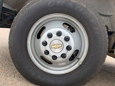 Used 2021 Chevrolet Express 4500 4500 Van w/ Power Convenience Package image 14