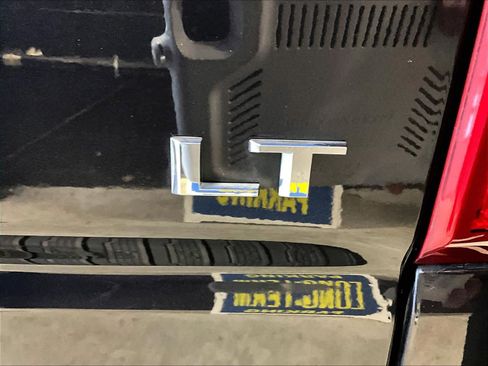 Used 2024 Chevrolet Silverado 1500 LT image 29