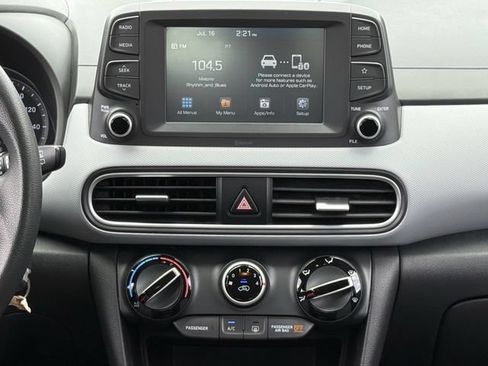 Used 2019 Hyundai Kona SE FWD image 16