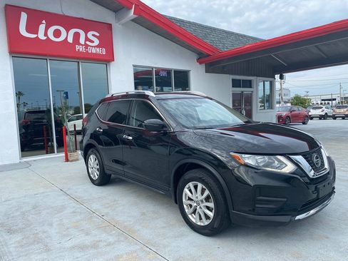 Used 2018 Nissan Rogue SV AWD/4WD image 6