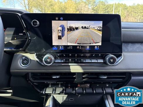 Used 2023 Chevrolet Colorado ZR2 w/ ZR2 Convenience Package III image 19