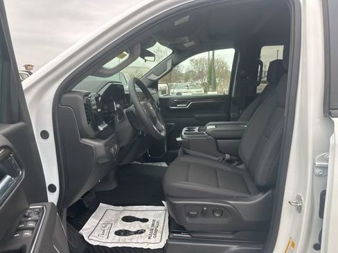 New 2026 Chevrolet Silverado 1500 LT image 16