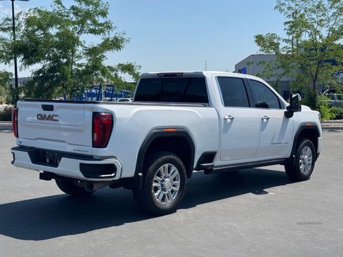 Used 2022 GMC Sierra 3500 Denali AWD/4WD image 7