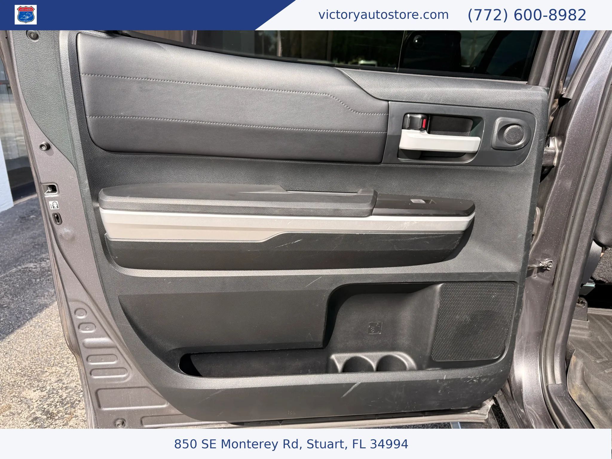Used 2016 Toyota Tundra Limited w/ Limited Premium Package RWD image 19