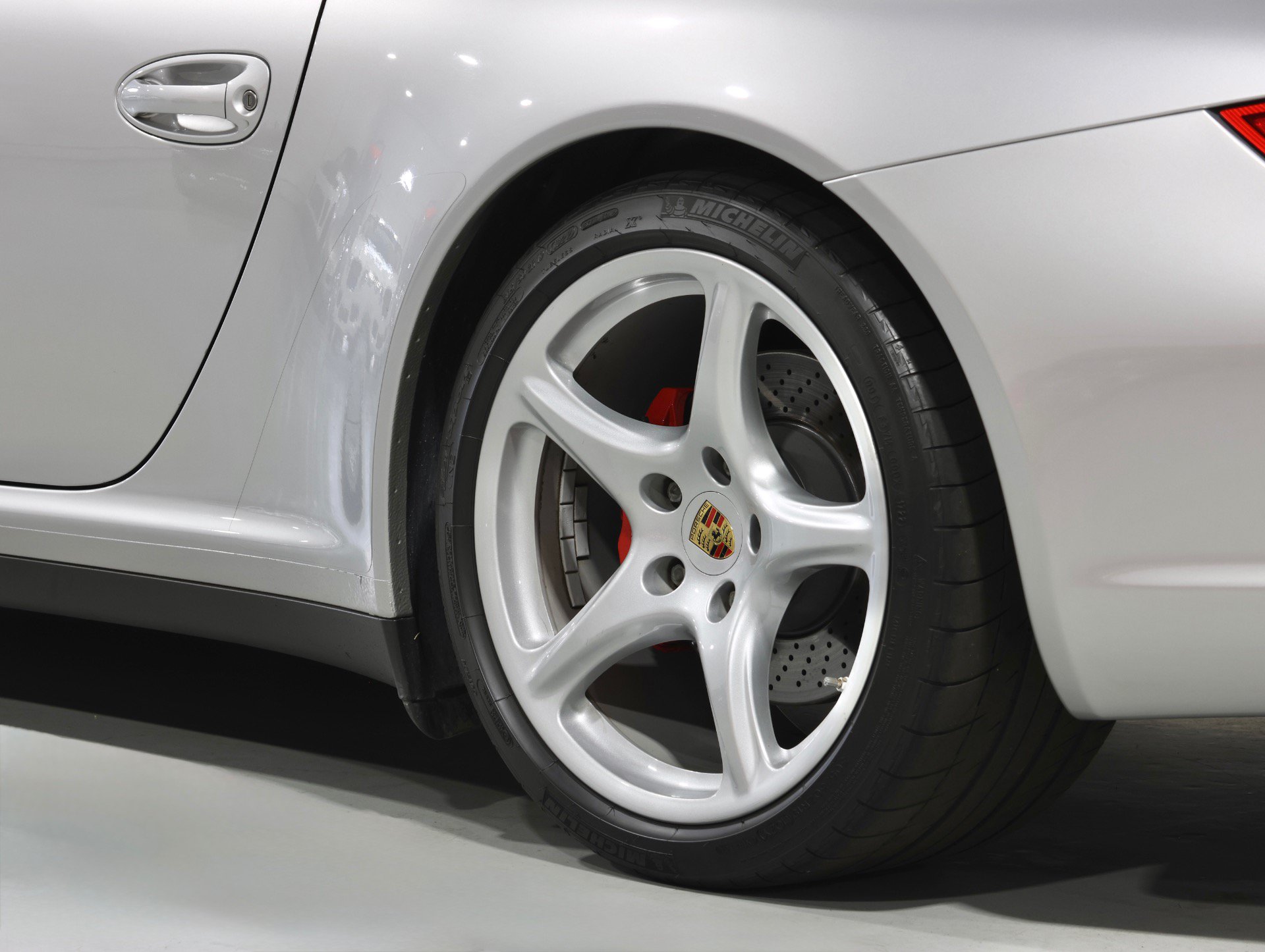 Used 2007 Porsche 911 Cabriolet image 33