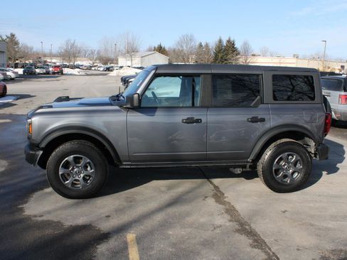 Used 2023 Ford Bronco Big Bend image 5