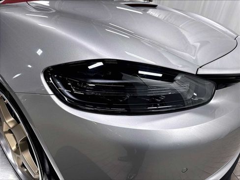 Used 2022 Porsche 718 Boxster RWD image 31