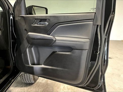 Used 2024 Chevrolet Colorado LT w/ LT Convenience Package II image 22