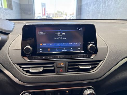 Used 2023 Nissan Altima 2.5 S FWD image 27