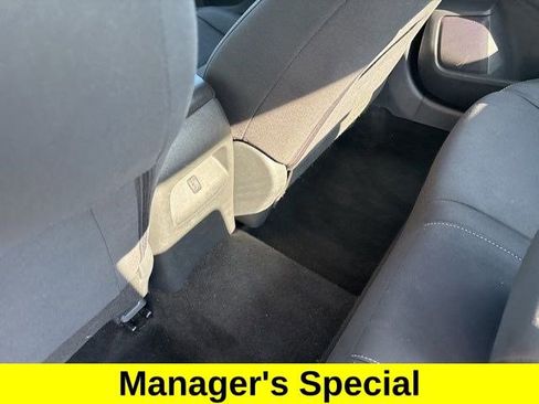 Used 2022 Nissan Sentra SV image 30