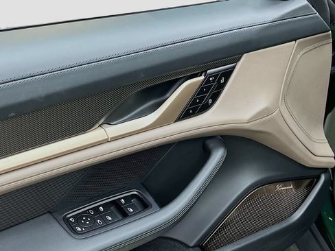 Certified 2022 Porsche Taycan Turbo S AWD/4WD image 20