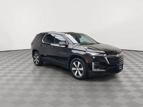 Certified 2023 Chevrolet Traverse LT w/ LT Premium Package AWD/4WD image 39