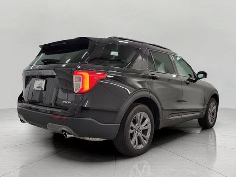 Used 2023 Ford Explorer XLT w/ Equipment Group 202A AWD/4WD image 49