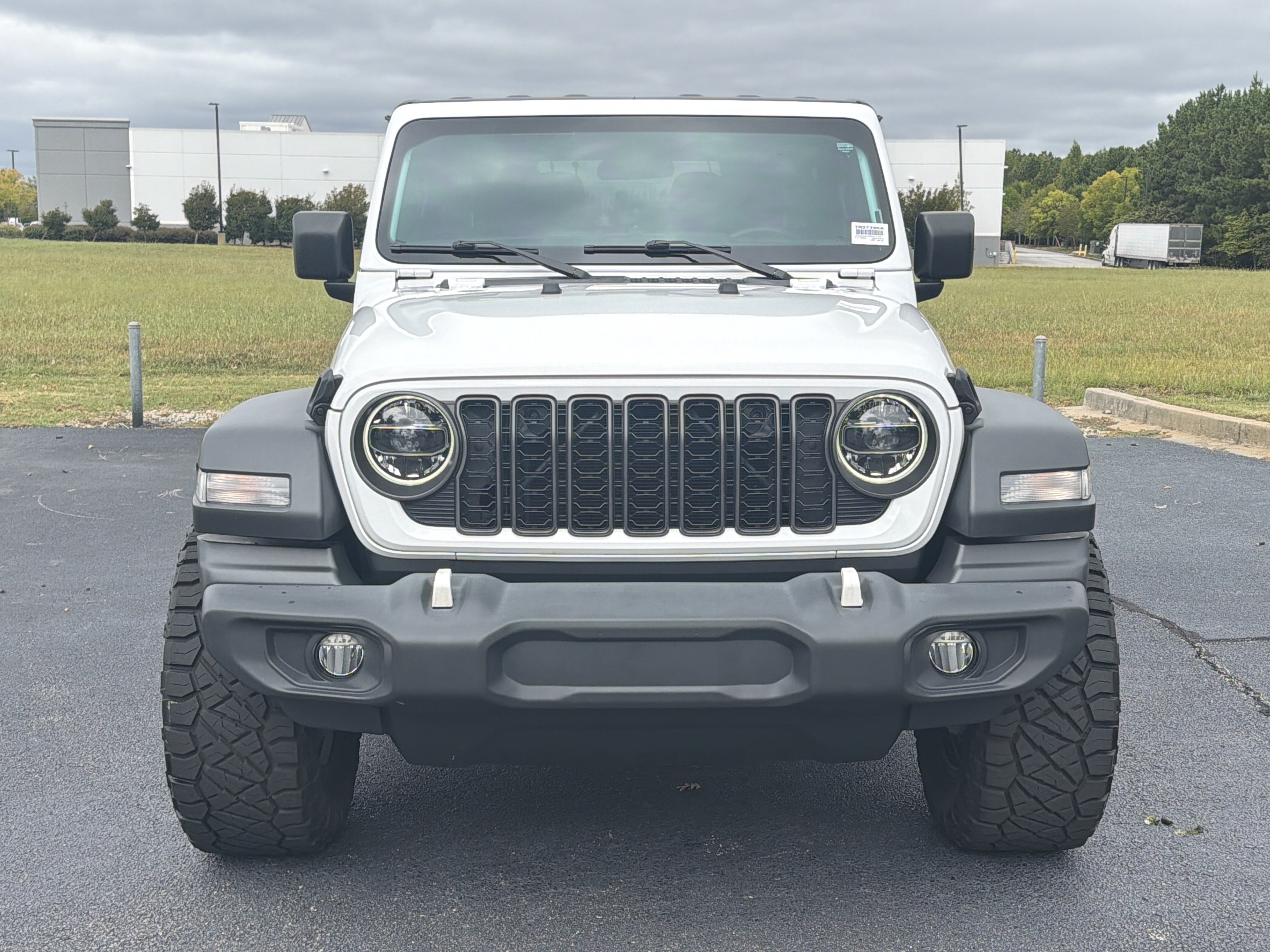 Used 2024 Jeep Wrangler Sport AWD/4WD image 3