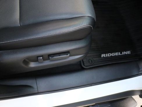 Used 2023 Honda Ridgeline RTL image 10