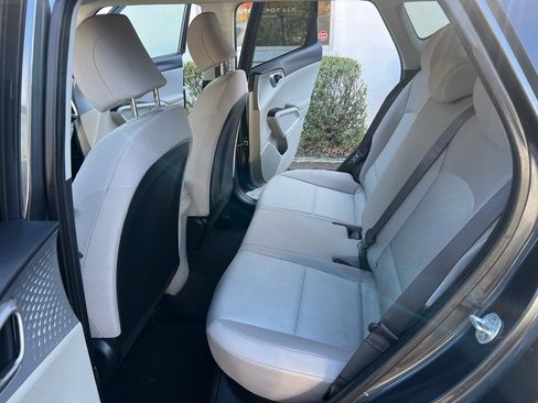 Used 2021 Kia Soul LX image 10