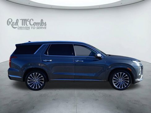 Used 2023 Hyundai Palisade Calligraphy image 6