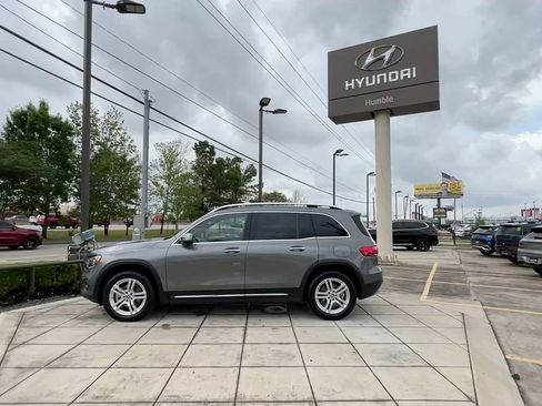 Used 2022 Mercedes-Benz GLB 250 image 3